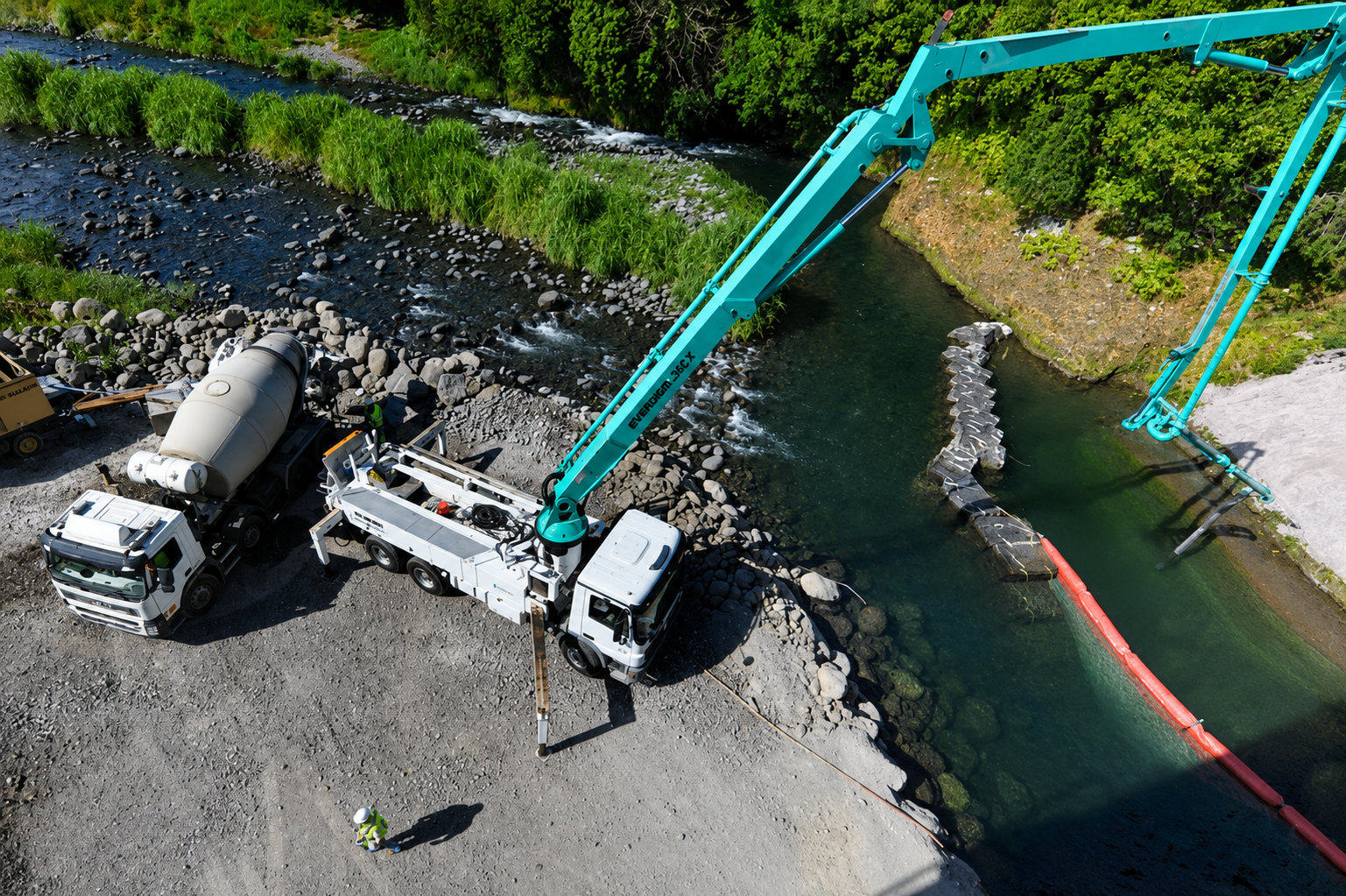 Saint Benoit: bridge reinforcement